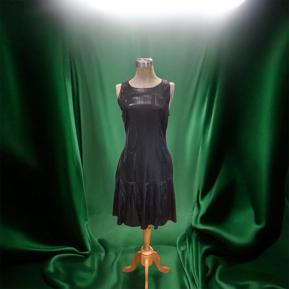 Elegant Black Sleeveless Dress